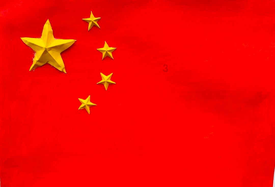 你们的车缺机油吗？我的车开两千多公里就缺机油了，这是杂回事